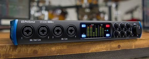 זוית נוספת studio 1810c