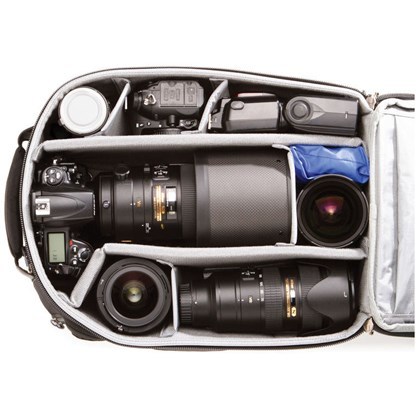 תיק Think Tank Airport Commuter