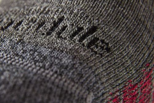 LIGHTWEIGHT MERINO PERFORMANCE