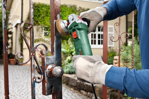 משחזת זוית כולל דיסקים BOSCH PWS 700-115