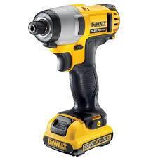 מברגת אימפקט 10.8V DCF815D2 כולל 2 סוללות 2AH דיוולט