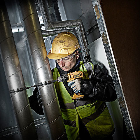 סט 10.8V אימפקט ומקדחה DCK211D2T תוצרת DEWALT