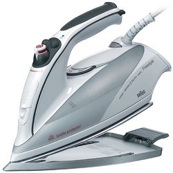 מגהץ אדים מבית בראון 6590 BRAUN