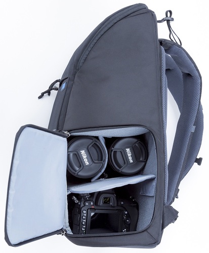 תיק גב מקצועי למצלמת DSLR מבית Sirui