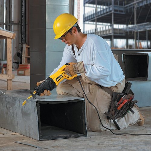משור חרב 1200W עם פנדל DW311K תוצרת DEWALT