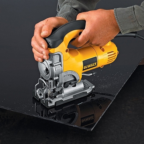 משור אנכי אלקטרוני 701W DW331K תוצרת DEWALT