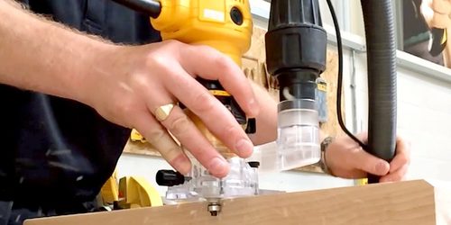 טרימר חשמלי DWE6005 תוצרת DEWALT