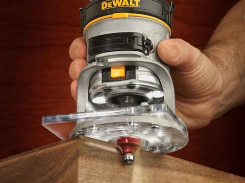 טרימר חשמלי 900W D26200 תוצרת DEWALT