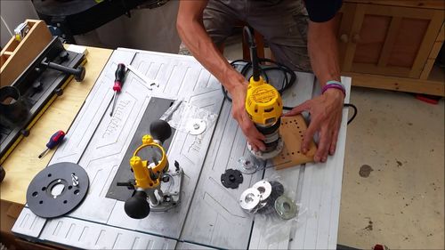 רוטר משולב 900W D26204K תוצרת DEWALT