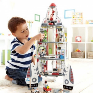 חללית משחק מאובזרת 4 קומות | HAPE