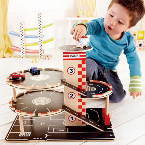 חניון משחק לילדים | HAPE
