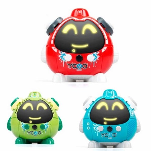 רובוט Quizzie Robot משפריץ מים