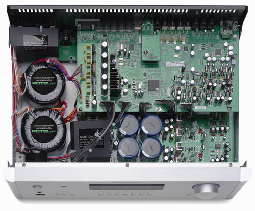 קדם מגבר ונגן DAC מבית ROTEL דגם RC1590