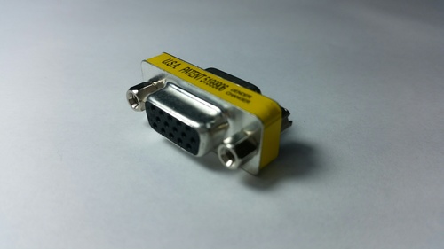 מתאם VGA Adapter Female To Female connector