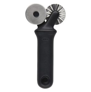 גלגלת כפולה לבצק OXO Good Grips 11144100