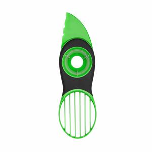 פורס וחותך אבוקדו OXO Good Grips