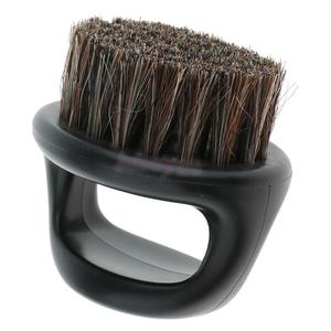 מברשת כף יד קטנה לניקוי שיער סטרניק STERNIK FADE - צבע שחור 