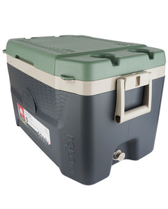 צידנית קשיחה שומרת קור 5 ימים במבצע 52 ליטר IGLOO QUANTUM 52