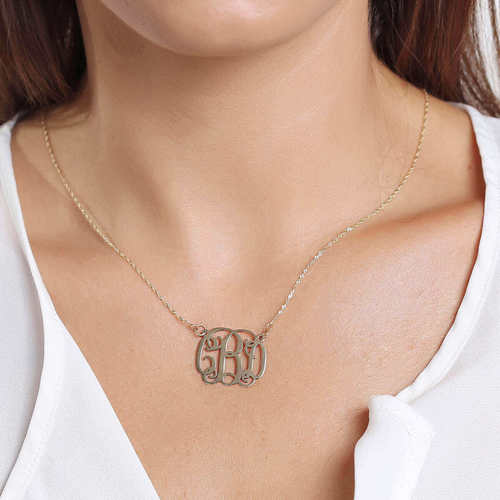 שרשרת ותליון מונוגרמה מזהב 14K