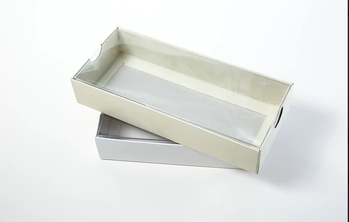 אריזה לפטיפורים/מקרונים 21X9X4