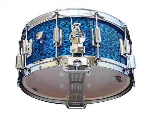 זוית נוספת Rogers Beavertail Dyna-Sonic Snare NO.37-BLO