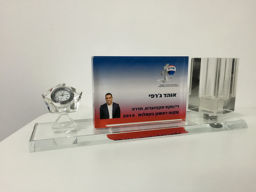 מעמד יוקרתי מקריסטל