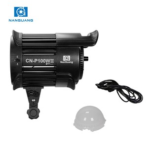 פנס תאורה מקצועי NanGuang CN-P100 WII