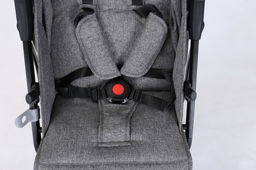 טיולון קליל וסופר קומפקטי ROYAL עם תיק נשיאה - שחור / עור חום