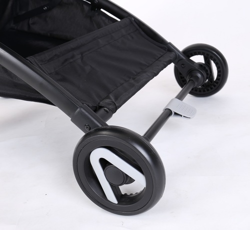 טיולון קליל וסופר קומפקטי ROYAL עם תיק נשיאה - שחור / עור חום