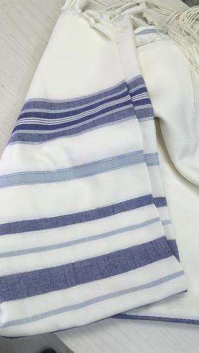 טלית צמר מהודרת  דגם ברקת