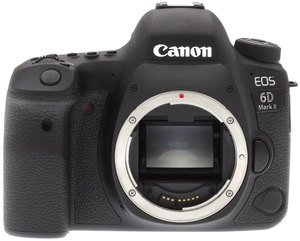 Canon EOS 6D Mark II זמין 
