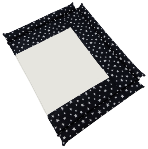 משטח / מזרן החתלה לשידת תינוק משולב כותנה אורגנית ושעוונית - שחור כוכבים
