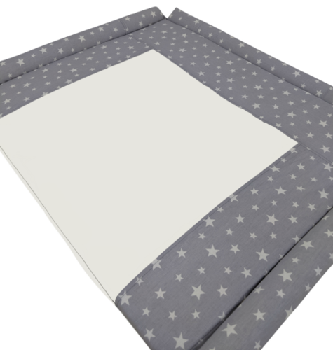 משטח / מזרן החתלה לשידת תינוק משולב כותנה אורגנית ושעוונית - אפור כוכבים