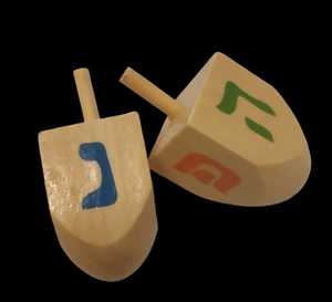 סביבונים מעץ עם אותיות נ.ג.ה.פ. 50 יחידות