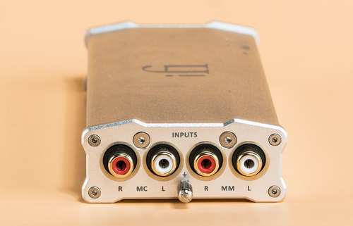 Micro iPhono2 קדם מגבר לפטיפון מבית iFI