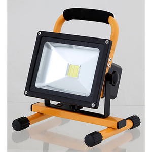 פנס הצפה נטען 20W LED סטינגר Semicom