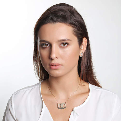 שרשרת ותליון חישוקים שלובים מזהב 14K