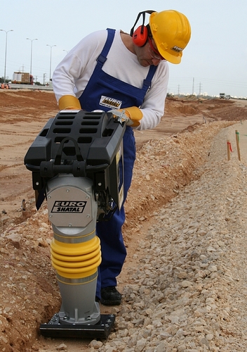 מהדק אדמה טמפר דגם TC63