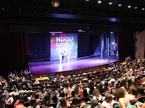 הגברה ותאורה למופע כישרונות - שגרירות קוריאה