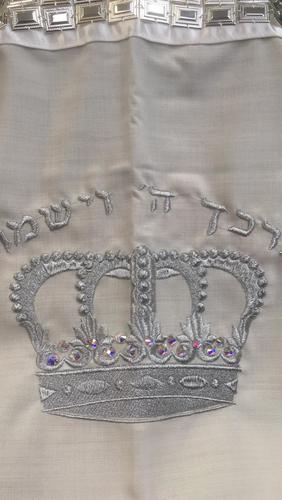 טלית צמר עם ריקמת כתר משובץ וכן עטרה ציפוי כסף 5 שורות דגם 09888
