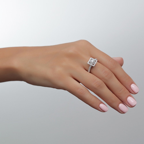 טבעת יהלומים מלכותית 0.73ct מזהב 14K