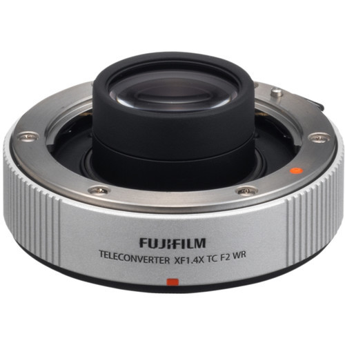 FUJIFILM XF 200mm f/2 OIS WR + XF 1.4x TC F2 WR