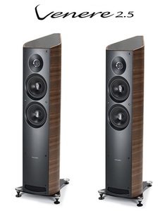 זוג רמקולים רצפתיים מבית Sonus Faber דגם VENERE 2.5