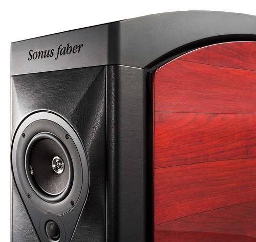 זוג רמקולים רצפתיים מבית Sonus Faber דגם SE17