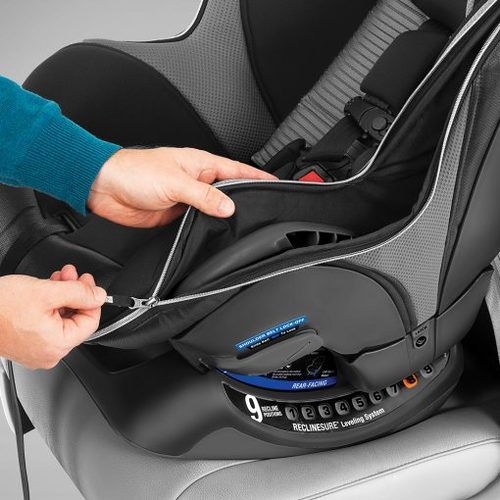 כיסא בטיחות נקסטפיט זיפ מקס NextFit Zip Max מבית צ'יקו Chicco