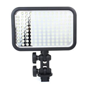 פנס Godox LED126