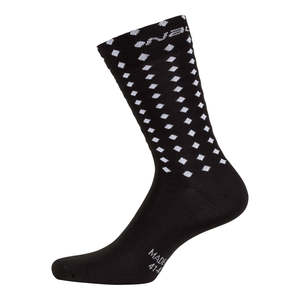 גרבי רכיבה טרמי AHW COOLMAX SOCKS  שחור-לבן קולמקס משולב בפוליאמיד מחממים ומנדפים