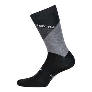 גרבי רכיבה טרמיים AHW CRIT SOCKS  שחור-אפור מצמר מרינו מחמם ומנדף