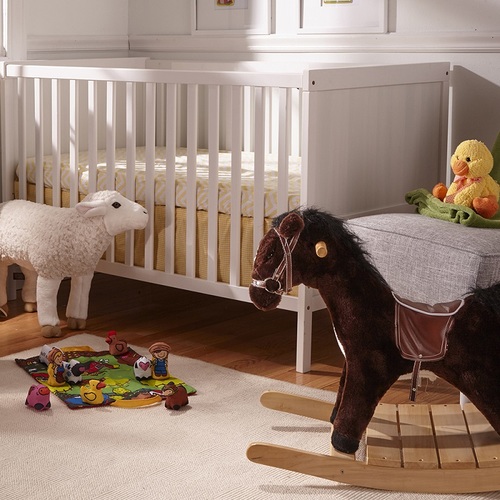 בובת פרווה בגודל טבעי - כבשה לבנה 