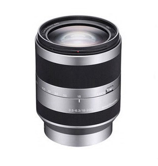Sony 18-200mm f/3.5-6.3 OSS LE רשמי